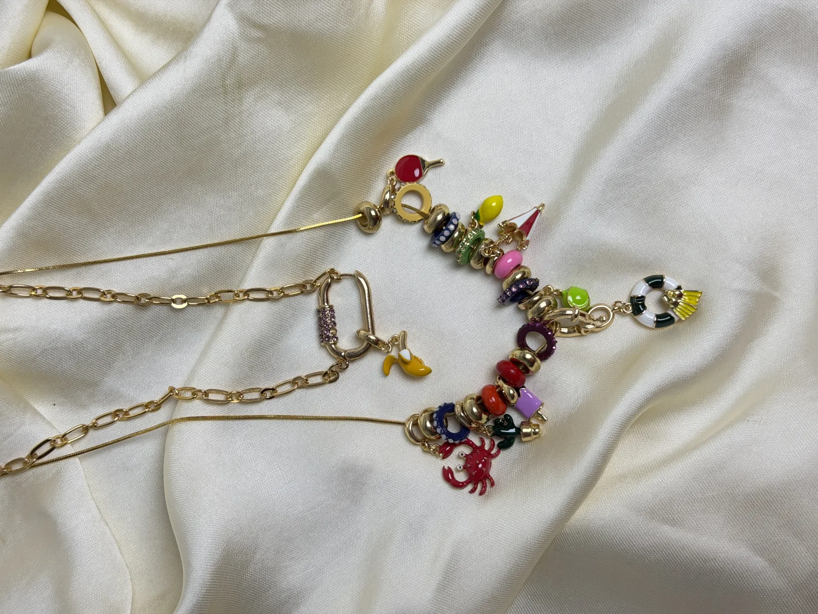 Çok Renkli Charm Kolye