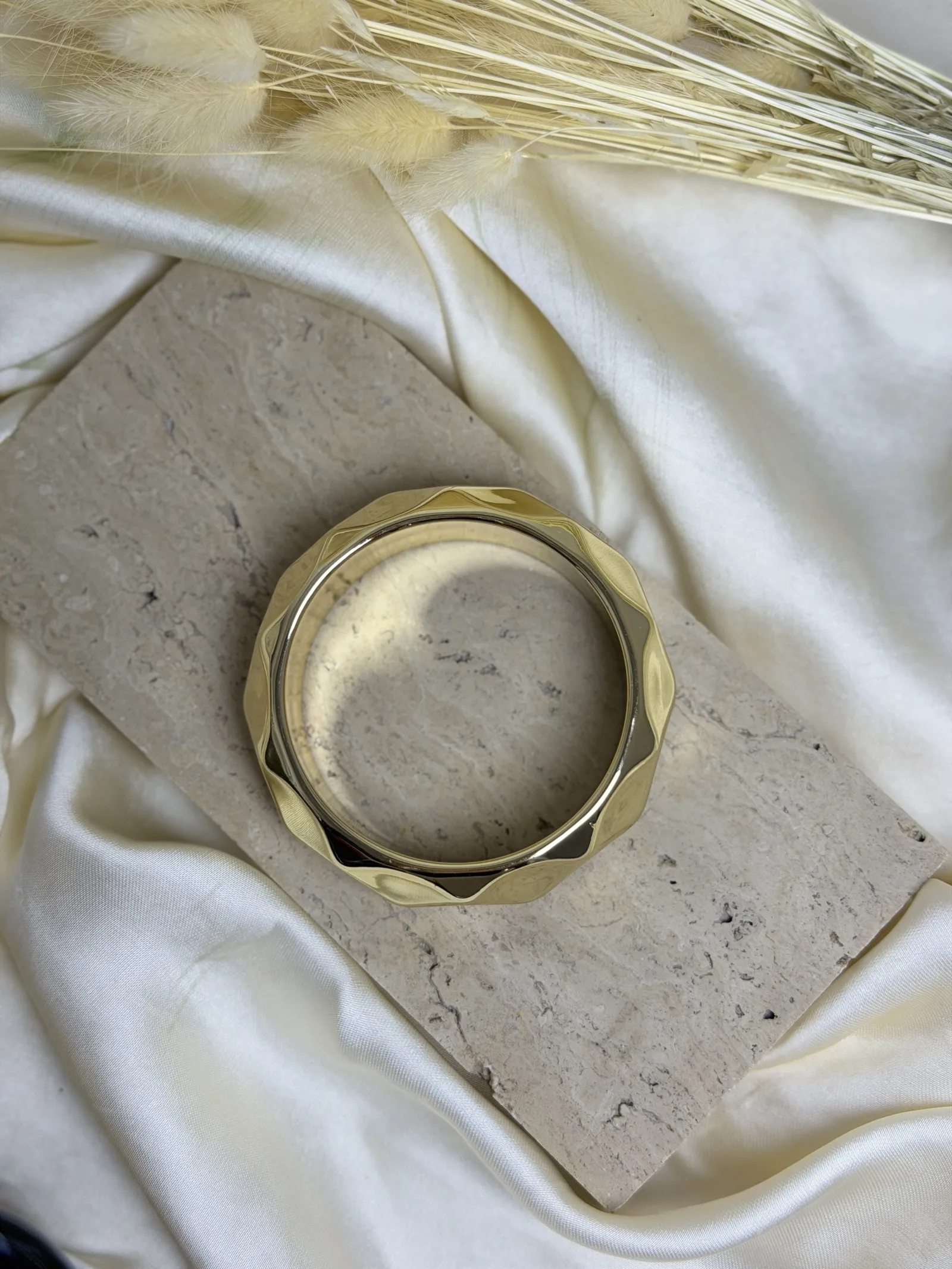 Gold Şekilli Kemik Bilezik