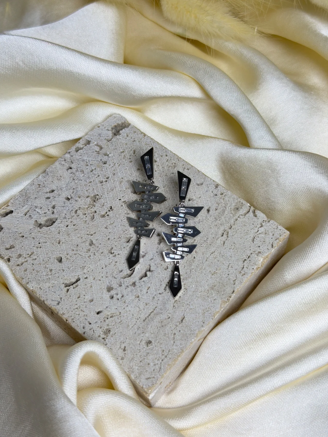 Silver Sallantılı Xuping Çelik Küpe
