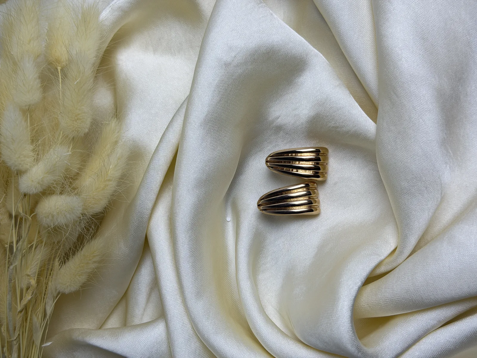 Uzun Detaylı Rose Gold Xupıng Küpe