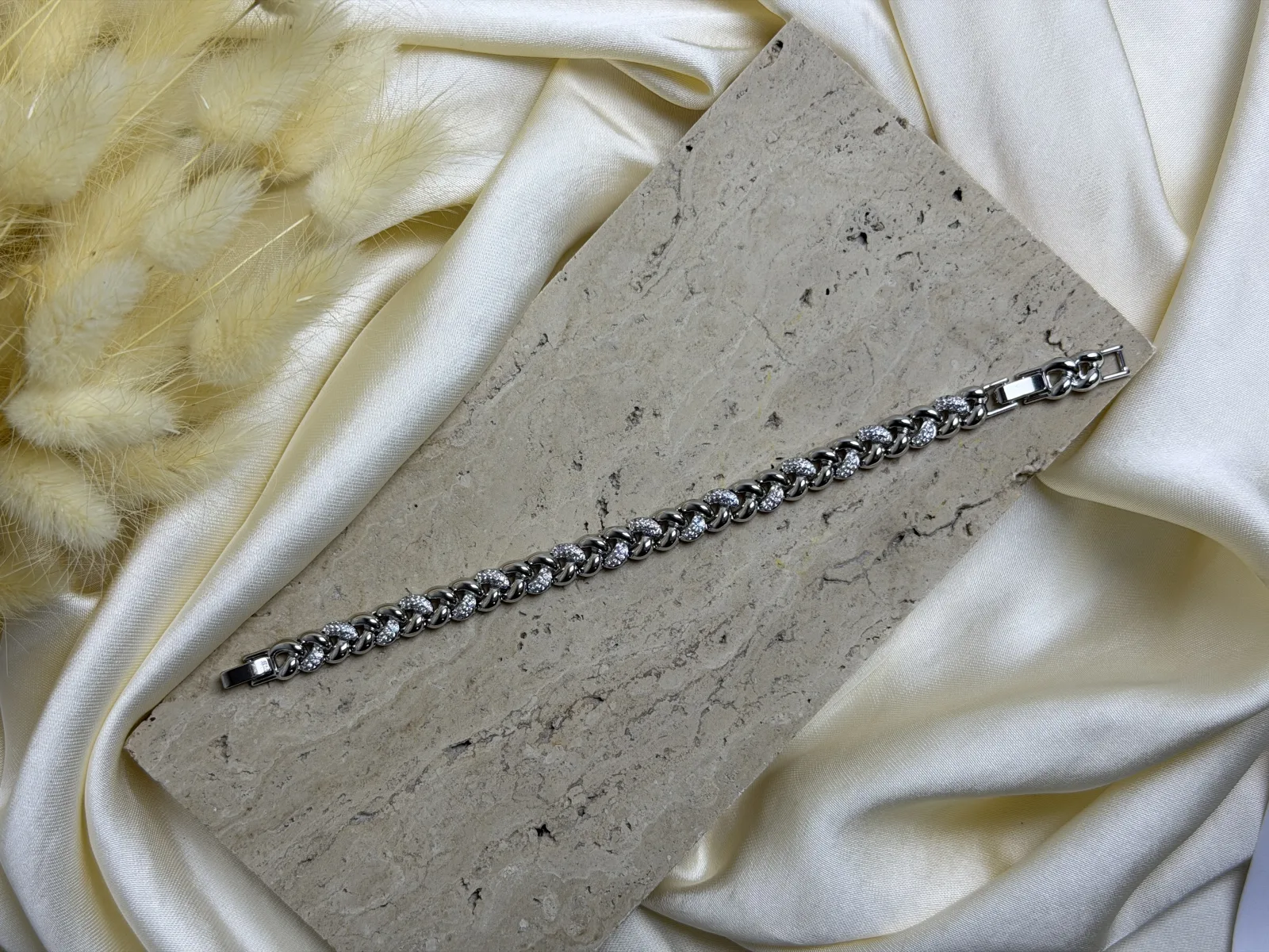 Xupıng Silver Örgü Model Taşlı Çelik Küpe